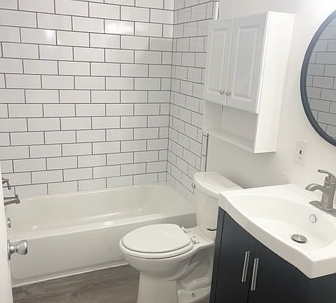 3rd image of 2620 N 46th St APT 7
