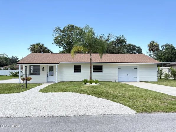 701 West St, New Smyrna Beach, FL 32168
