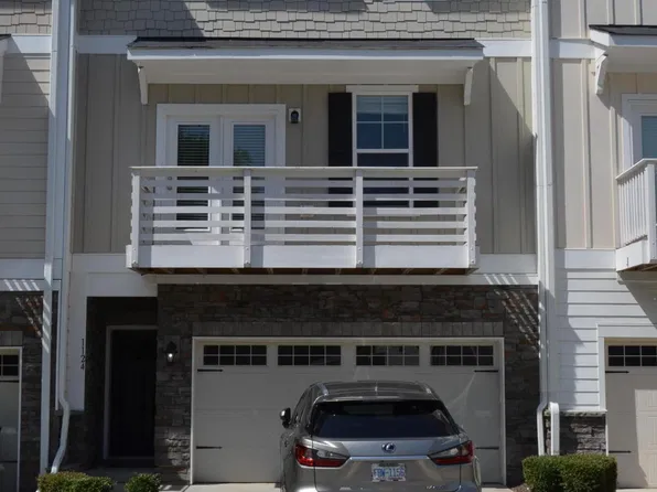 1124 Finch Ct, Apex, NC 27502