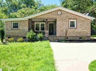 7 McKinley Dr, Greenville, SC 29611