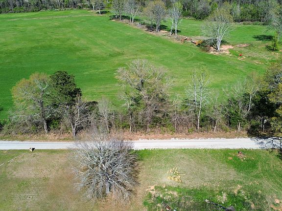 3rd image of 175 Tates Chapel Rd