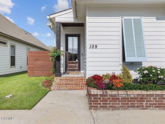4th image of 109 Parker Ln