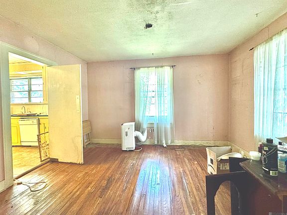 5th image of 5657 N Afton Pkwy