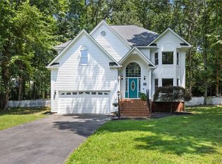 15010 Rosebay Forest Dr, Midlothian, VA 23112