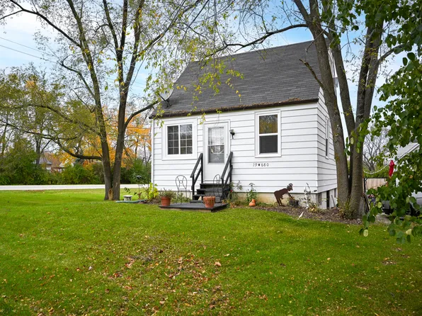 29W680 Prairie Ave, Warrenville, IL 60555