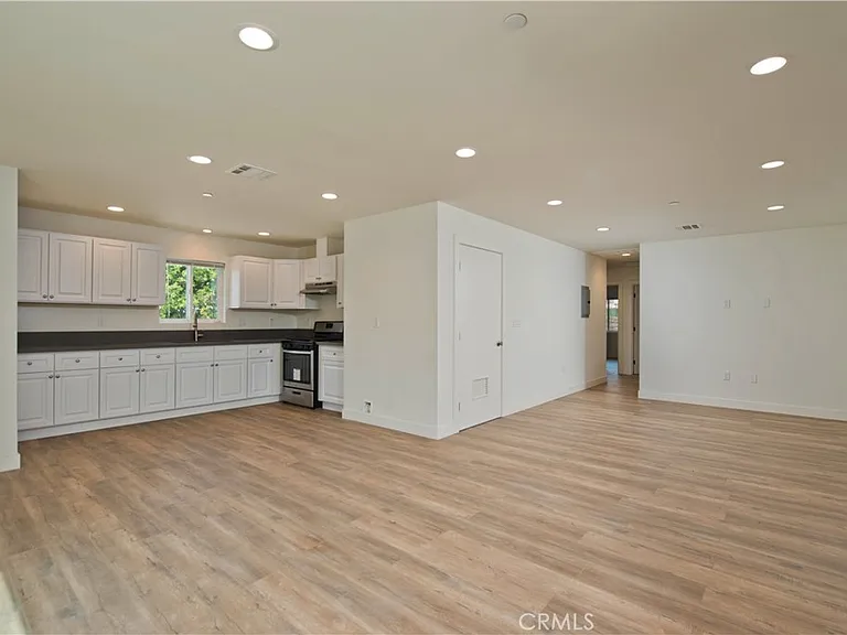 12516 San Fernando #2 — Photo 5