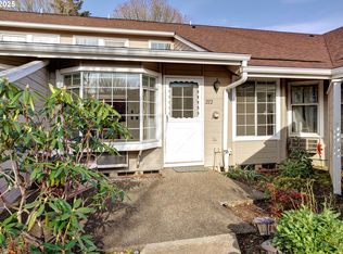 13775 SW Scholls Ferry Rd APT 212, Beaverton, OR 97008