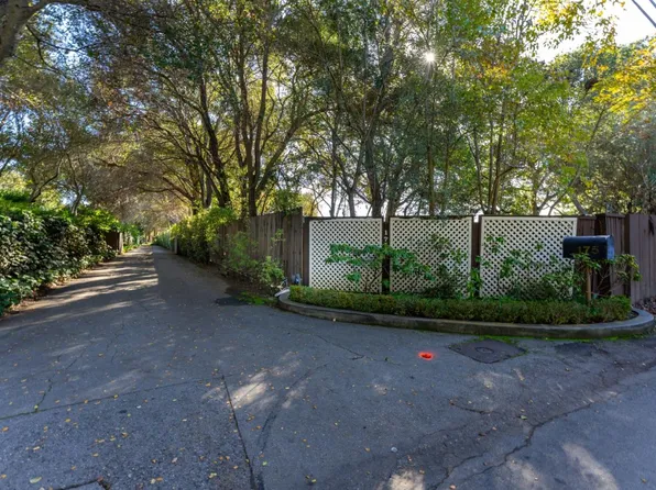 175 Isabella Ave, Atherton, CA 94027