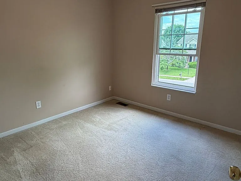 174 Farmridge Rd — Photo 18