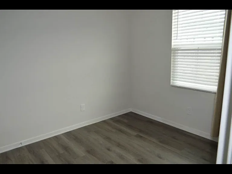 101 Forthside Way — Photo 11