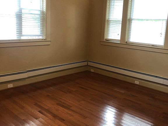 2nd image of 144 Claremont Ave APT 14