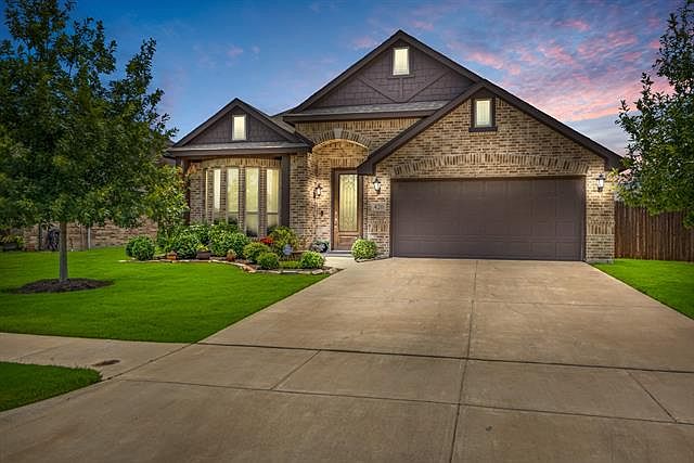 1st image of 420 Panchasarp Dr
