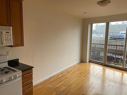 2nd image of 62 Clermont Ave APT 303
