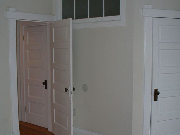 Bedroom Entrance with walk-in closet