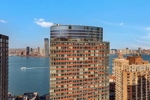 Rented by Platinum Properties | media 27