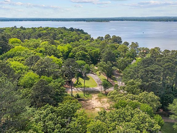 5th image of 17839 Harbor Ln