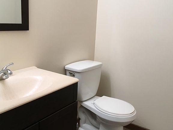1/2 Bath