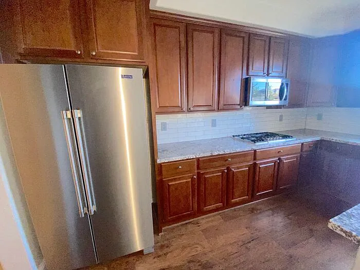 875 Sienna Park Dr — Photo 12