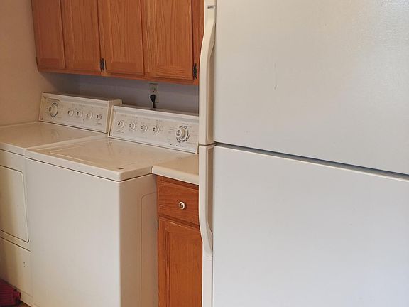 5th image of 6574 Pipestone St