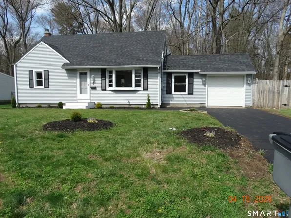 8 Rocket Run, Enfield, CT 06082