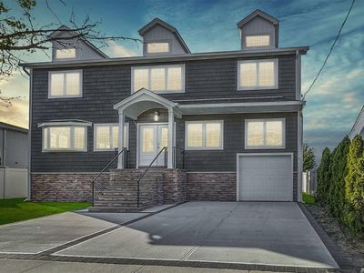 119 Brighton Way, Merrick, NY, 11566