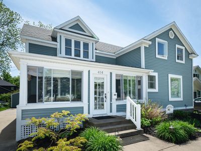 414 Michigan Ave, South Haven, MI, 49090