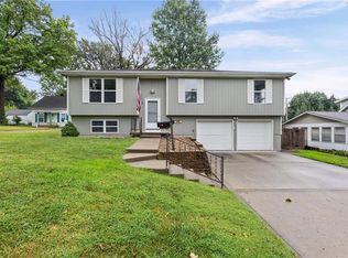 5709 Outlook St, Mission, KS 66202