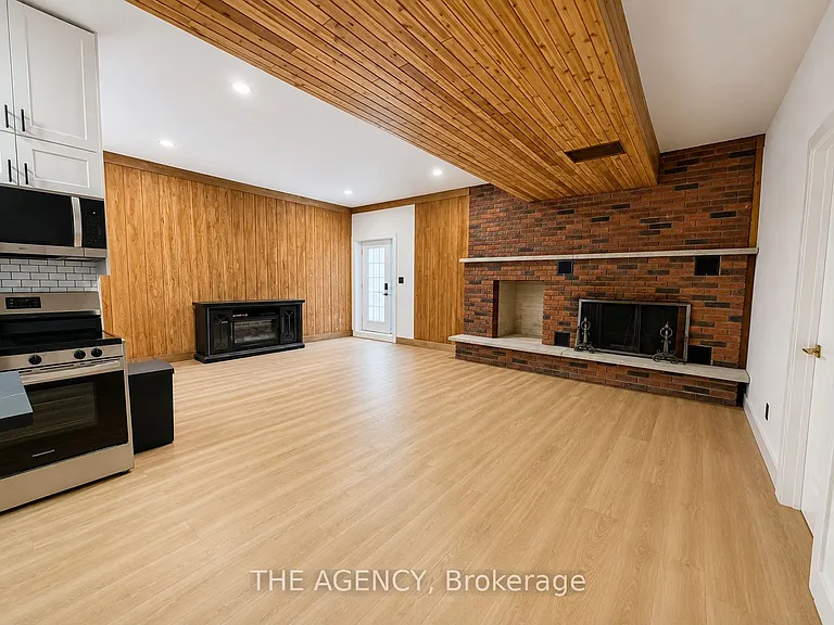15415 Jane St #BASEMENT — Photo 4