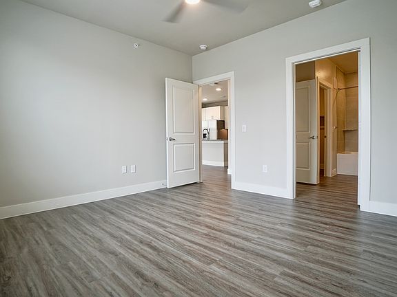 4th image of 235 Fm 306 #2104