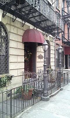 Sold by Big Apple NYC | media 8