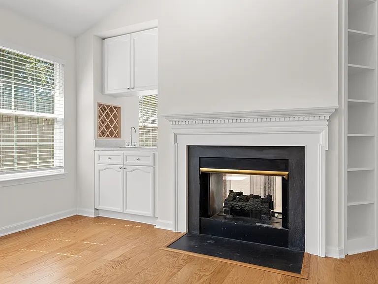 11318 Savannah Dr — Photo 23
