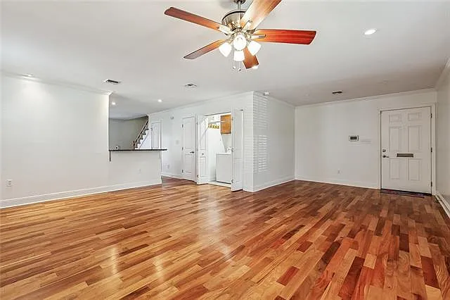 6832 Orleans Ave — Photo 6