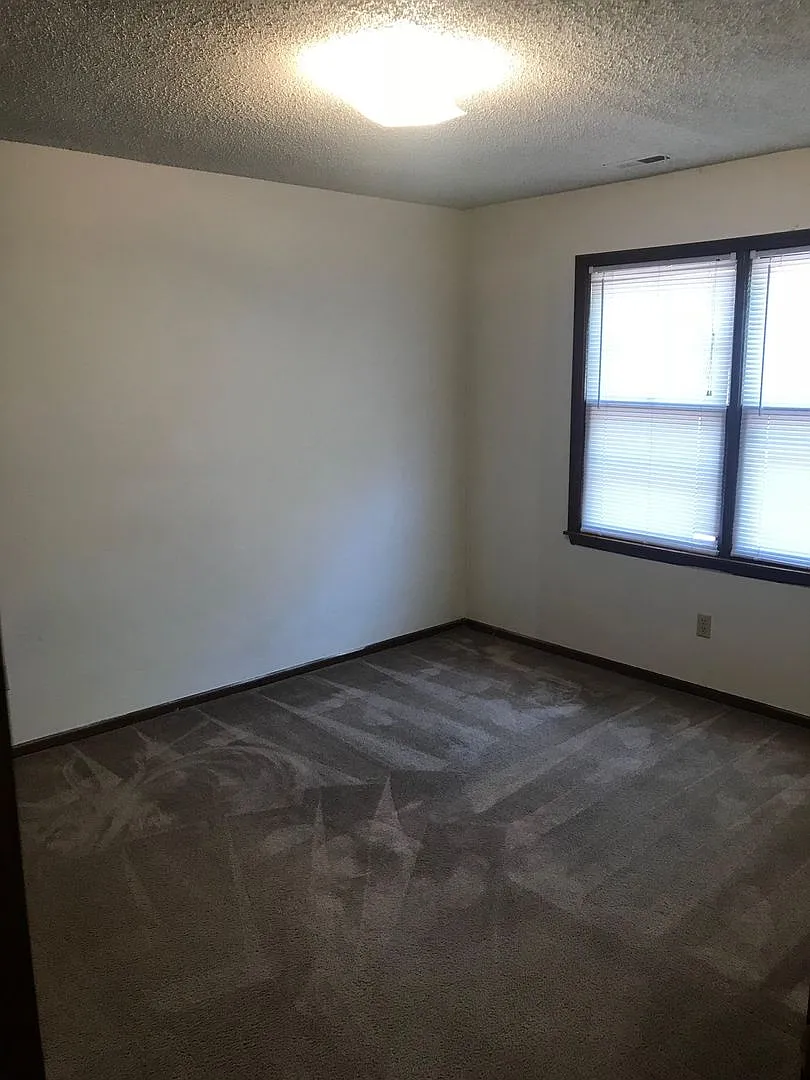 3232 Cardinal Drive — Photo 4
