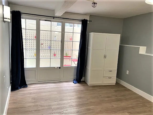 360 Green Street - 2 — Photo 2