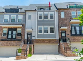 17137 Soho Dr, Charlotte, NC 28204