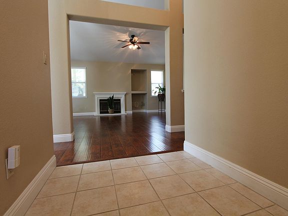 4th image of 5101 Vista Sierra Dr