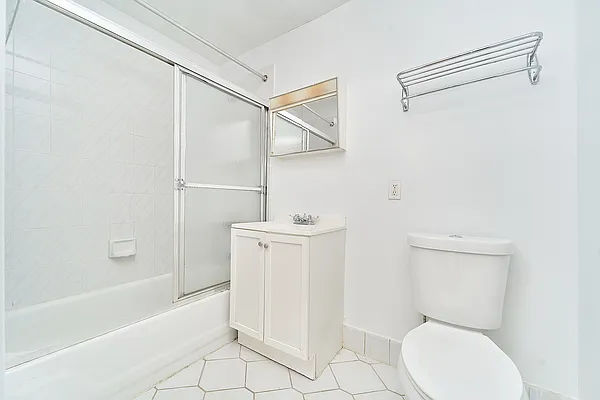 Rented by Living New York | media 7