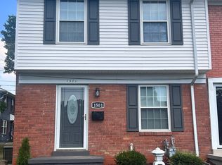 1501 Nantucket Ct, Louisville, KY 40211