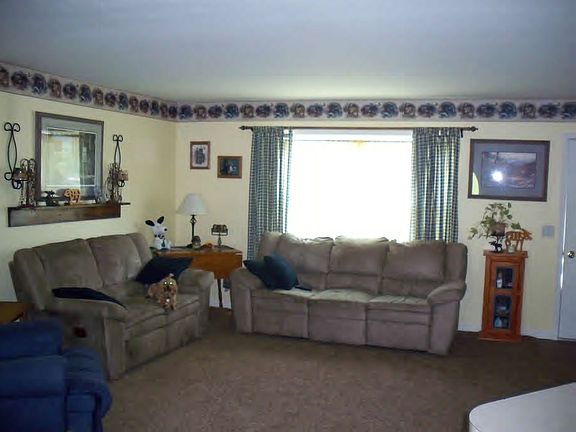 4th image of 50 Wetmore St