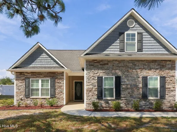 227 Queens Haven Road, Hubert, NC 28539