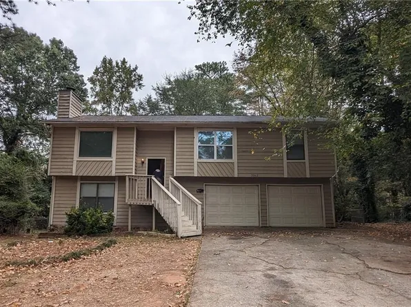 3262 Mixon Way, Stone Mountain, GA 30087