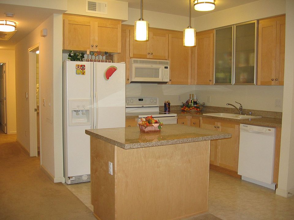 1st image of 800 N 8th St Unit 118