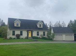 196 Lambert Rd, Brewer, ME 04412