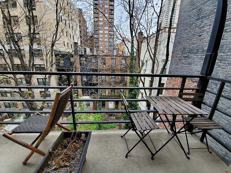 352 E 76th St #5RW — Photo 7