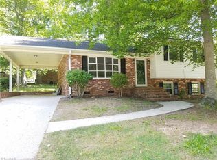 3000 Goodall Dr, Greensboro, NC 27407
