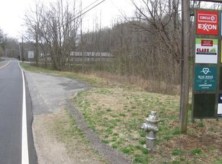 515 W Blue Ridge St, Stuart, VA 24171