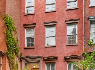 27 Bank St APT 1, New York, NY 10014