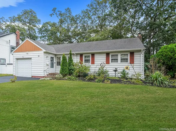 56 Magro Dr, North Babylon, NY 11703