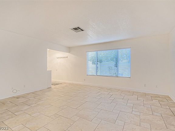 5th image of 2317 Tinsley Ct