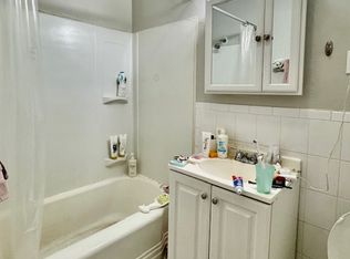 875 Beacon St #12, Boston, MA 02215